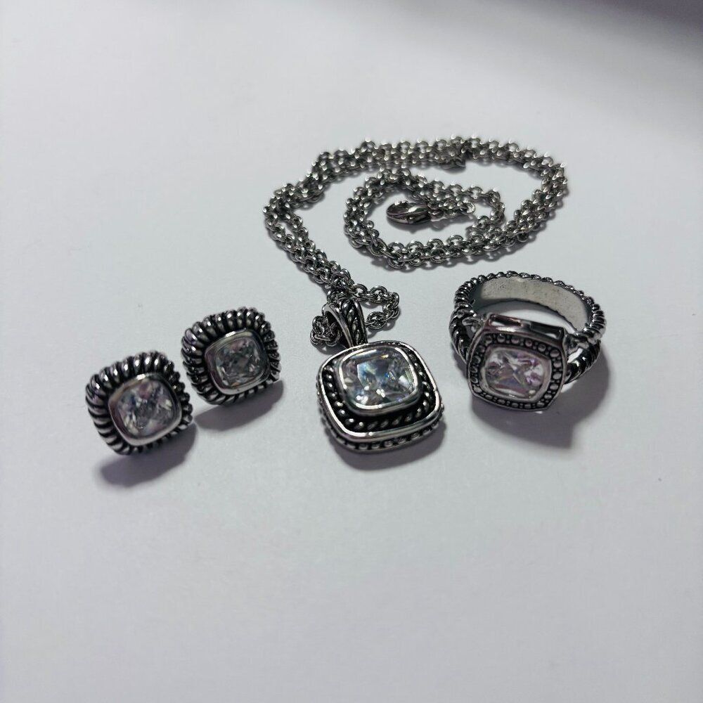 VINTAGE Silver Tone Rope Cable CZ 3-Piece Jewelry Set